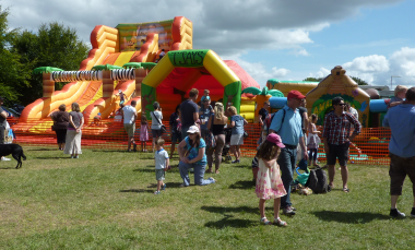 dorset chilli festival_boucnycastle2014 Chilli Festivals